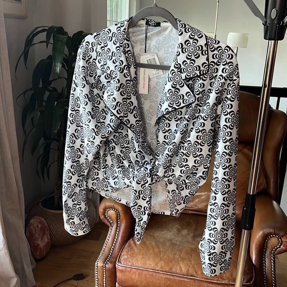 Tie front long sleeve top